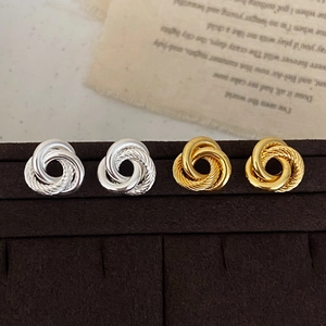 Retro Interlocking Three Ring Knot Stud Earrings Twisted Texture Plated Copper Elegant Geometric Jewelry For Women