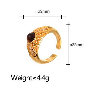 Detailed view of vintage gold ring with tiger eye stone, size 25x22mm and 4.4g weight