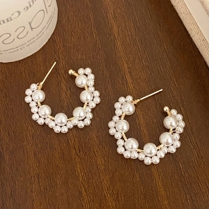 C-Shaped Hoop Earrings With Faux Artificial Pearls And Gold Plated Copper Wire Wrapped Elegant Versatile Jewelry For Women