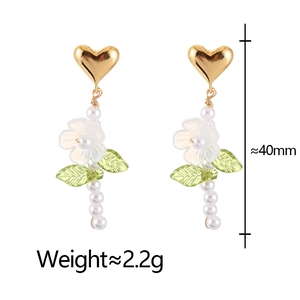 Boucles d'oreilles cœur et fleurs blanches avec perles, longueur 40mm, poids léger 2,2g