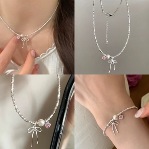 Silver Plated Copper Necklace With Pink Heart Zircon Artificial Pearl And Bow Knot Charm Sweet Elegant Jewelry For Women