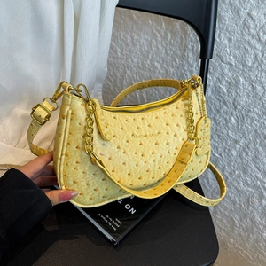 Borsa A Spalla Con Motivo Struzzo Per Donna Borsa Sottobraccio A Mezzaluna Con Catena Dorata Retro Pelle PU