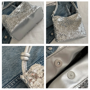 Détails du sac à bandoulière à paillettes argentées montrant le fond et le fermoir aimanté