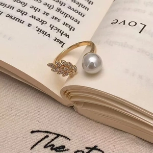 French style gold leaf open ring with white pearl and sparkling zircon accents