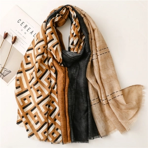 Retro geometric patchwork scarf for women with tassels in brown and beige tones