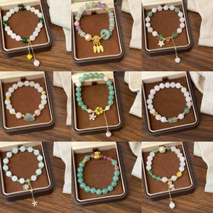 Bracelet Perles En Pierre Naturelle Avec Charmes En Alliage Agate Calcédoine Verte Style Chinois Vintage Bijoux Élégants Pour Femmes