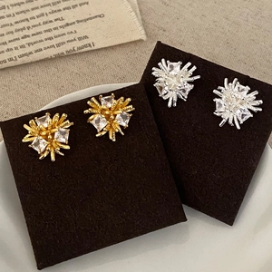 Firework Starburst Stud Earrings Copper With Zircon Inlay Geometric Irregular Design Commuting Light Luxury Fashion For Women