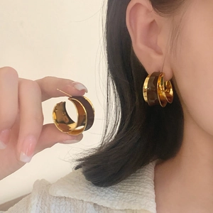 French vintage gold C-shape stud earrings with dark brown enamel inlay for women