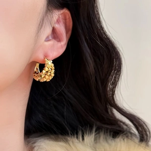Minimalist gold multi-layer pyramid stud hoop earrings for women with a luxury finish