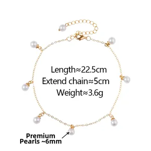 Dettaglio della cavigliera dorata con lunghezza 22,5cm e perle da 6mm di diametro