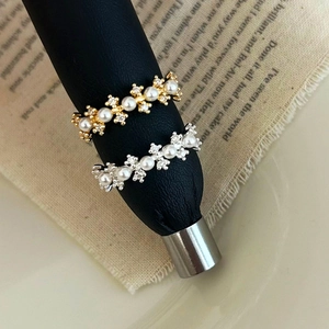 Elegant Artificial Pearl Ring Zircon Accents Alloy Adjustable Open Finger Jewelry French Vintage Style Women Accessory