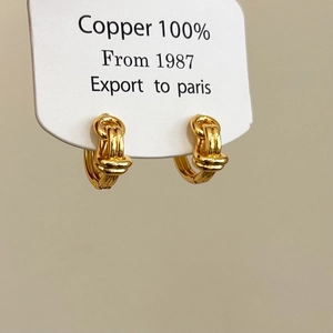 Polished gold double-layer knotted hoop earrings made of 100% pure copper for daily wear