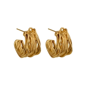Boucles d'oreilles dorées en forme de C avec design torsadé multicouche pour femme