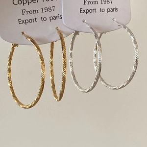 Grandes Créoles Texturées Cuivre Spirale Géométrique Bijoux De Mode Pour Femmes Léger Minimaliste Accessoire Élégant