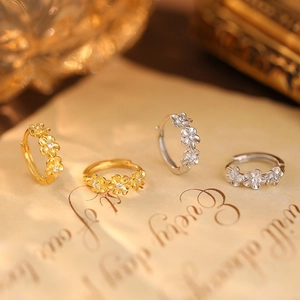 Boucles D'oreilles Huggie Hoop Fleur Élégantes En Cuivre Avec Zircon Bijoux De Mode Quotidienne Pour Femmes