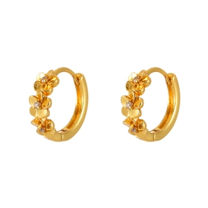 Boucles d'oreilles créoles fleurs dorées avec zircons et design vertical à trois fleurs