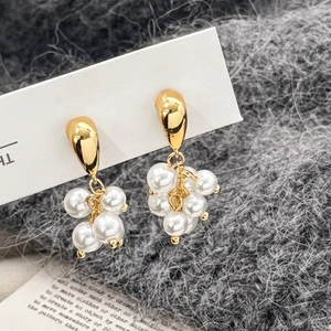 Boucles D'oreilles Pendantes En Grappe De Künstliche Perles Avec Tige En Argent Sterling 925 Bijoux Élégants En Cuivre Doré Pour Femmes