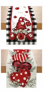 Caminos de mesa de poliéster con motivos festivos de gnomos y corazones en madera