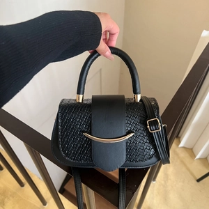 Women Fashion Woven Texture Crossbody Bag PU Leather Saddle Handbag Vintage Contrast Color Shoulder Bag With Gold Metal Buckle