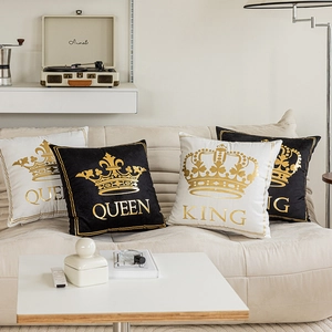 Gilded Crown Short Plush Pillow Case King Queen Pattern Square Throw Cushion Cover For Sofa Home Office Decor 45x45cm