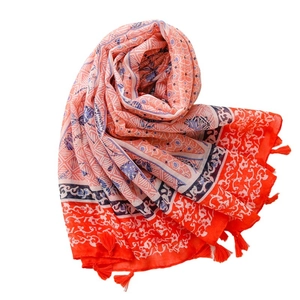 Sciarpa etnica in cotone e lino con nappe rosse, scialle estivo alla moda parasole