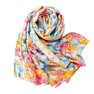 Floral oil painting style cotton scarf with retro ethnic totem patterns for sun protection