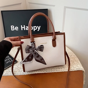Sac Fourre-tout En Cuir PU Pour Femmes Motif Serpent Couleur Contrastée Sac À Main Avec Ruban En Satin Sac Bandoulière