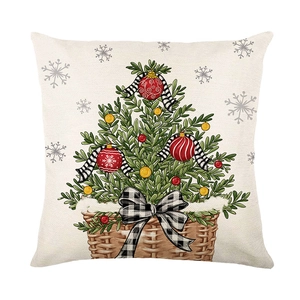 Weihnachtsbaum Kissenbezug mit schwarz-weißer Karoschleife und Schneeflocken