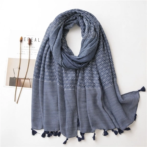 Écharpe Châle Femmes Rétro Ethnique Imprimé Porcelaine Bleue Et Blanche Glands Satin Polyester Coton Lin Toucher Bohème Protection Solaire