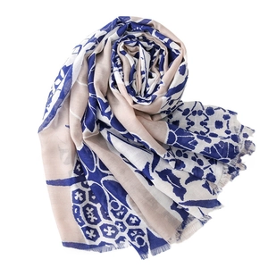 Vintage cotton-linen scarf with blue and beige floral prints and fringed edges