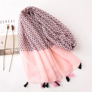 Fringed linen cotton scarf with geometric pattern and pink tassels for women