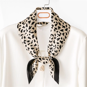 Vintage Leopard Print Satin Square Scarf For Women Fashion Professional Necktie Elegant Neck Head Kerchief Silk-like Hair Handkerchief