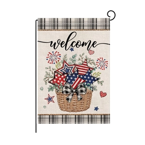 Drapeau de jardin fête de l'Indépendance avec panier d'étoiles et bordure à carreaux