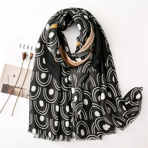 Geometric Print Scarf Women Abstract Pattern Polyester Shawl Cotton Linen Feel Fashion Wrap Fringe Edge Accessory