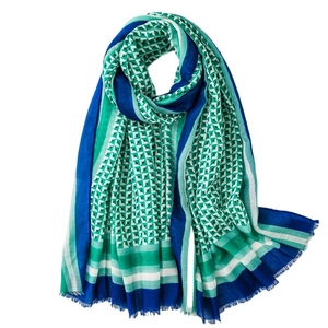 Geometrischer Baumwollschal mit Rautenmuster und Quasten in Marineblau und Grün