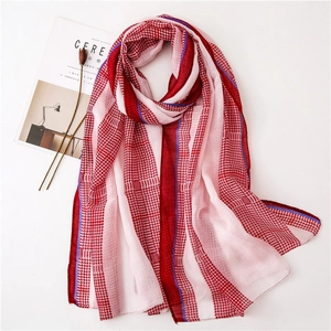 Houndstooth pattern thin scarf and beach shawl in dark red and light pink colors