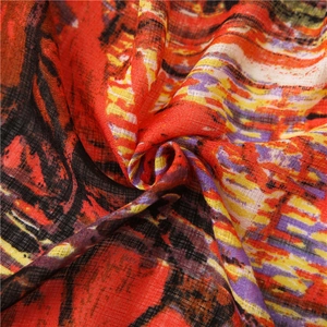Écharpe exotique en coton et lin avec imprimé peinture à l'huile abstraite en rouge vif