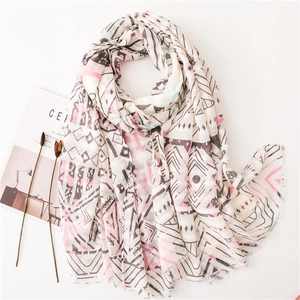 Geometric Print Scarf Shawl Cotton Fabric Lightweight Breathable Letter Print Wrap For Women Summer Beach Accessories