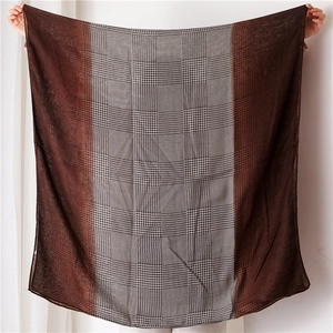 Women Large Shawl Scarf Houndstooth Pattern Gradient Patchwork Thin Breathable Soft Cotton Linen Feel Versatile Elegant