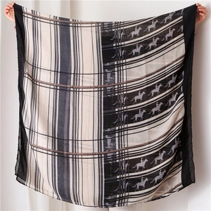 Classic British style scarf with horse carriage pattern and elegant stripes
