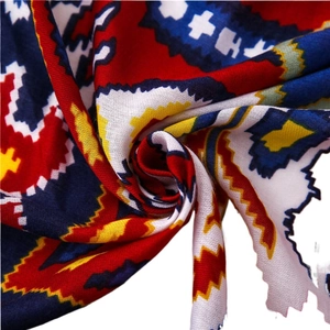 Châle de protection solaire en coton et lin avec motifs géométriques bohèmes roses