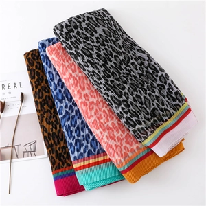 Leopard Print Pleated Scarf For Women Rainbow Striped Edge Sun Protection Cotton Voile Beach Shawl Travel Fashion Wrap