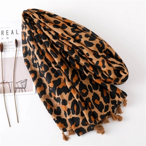 Classic leopard print cotton linen scarf with tassel fringe for autumn and winter style