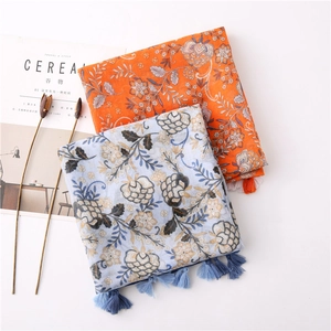 Women Retro Floral Print Scarf Ethnic Tassel Shawl Soft Sun Protection Scarf For Travel Beach Daily Accessory For Ladies