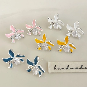 Elegante Orchideen Blumen Ohrstecker Kupfer Emaille Tropfen Zirkonia Süßer Modeschmuck Für Damen