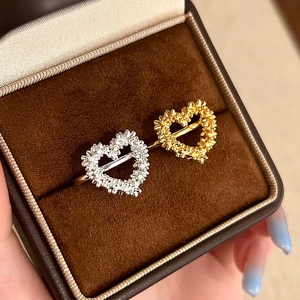 Luxury irregular silver and gold heart open ring presented in a velvet jewelry box