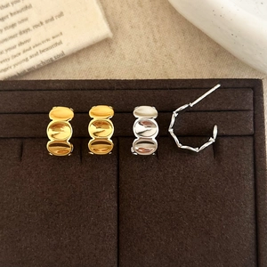 Boucles Oreilles Créoles Géométriques En C Cuivre Plaqué Or Poli Minimaliste Bijoux Avec Tige En Cuivre