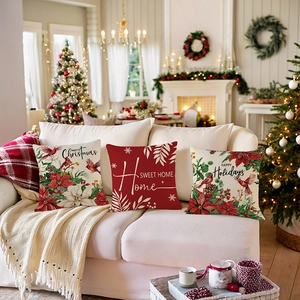 Tres fundas de cojín decorativas de Navidad con pájaros rojos y saludos festivos