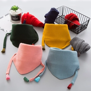 Écharpe Triangle Tricotée pour Enfants Avec Glands Cache-Cou en Laine Doux et Chaud pour Garçons Filles Bébés Style Coréen