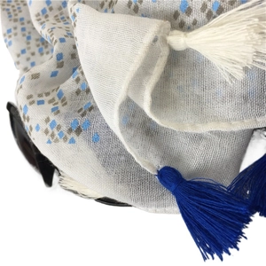 Sciarpa da spiaggia in cotone e lino con quadrati geometrici blu e nappine eleganti